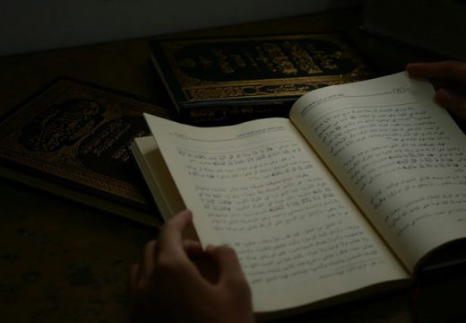 Ketika Allah Menjadikan Kalian Mengantuk Sebagai Penenteram